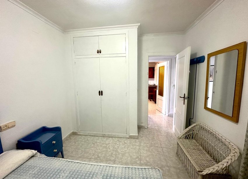 Resale - Apartment - Torrevieja - Centro