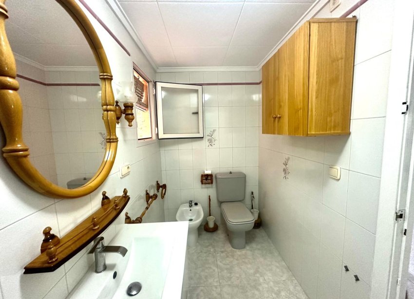 Resale - Apartment - Torrevieja - Centro