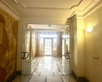 Resale - Apartment - Torrevieja - Centro