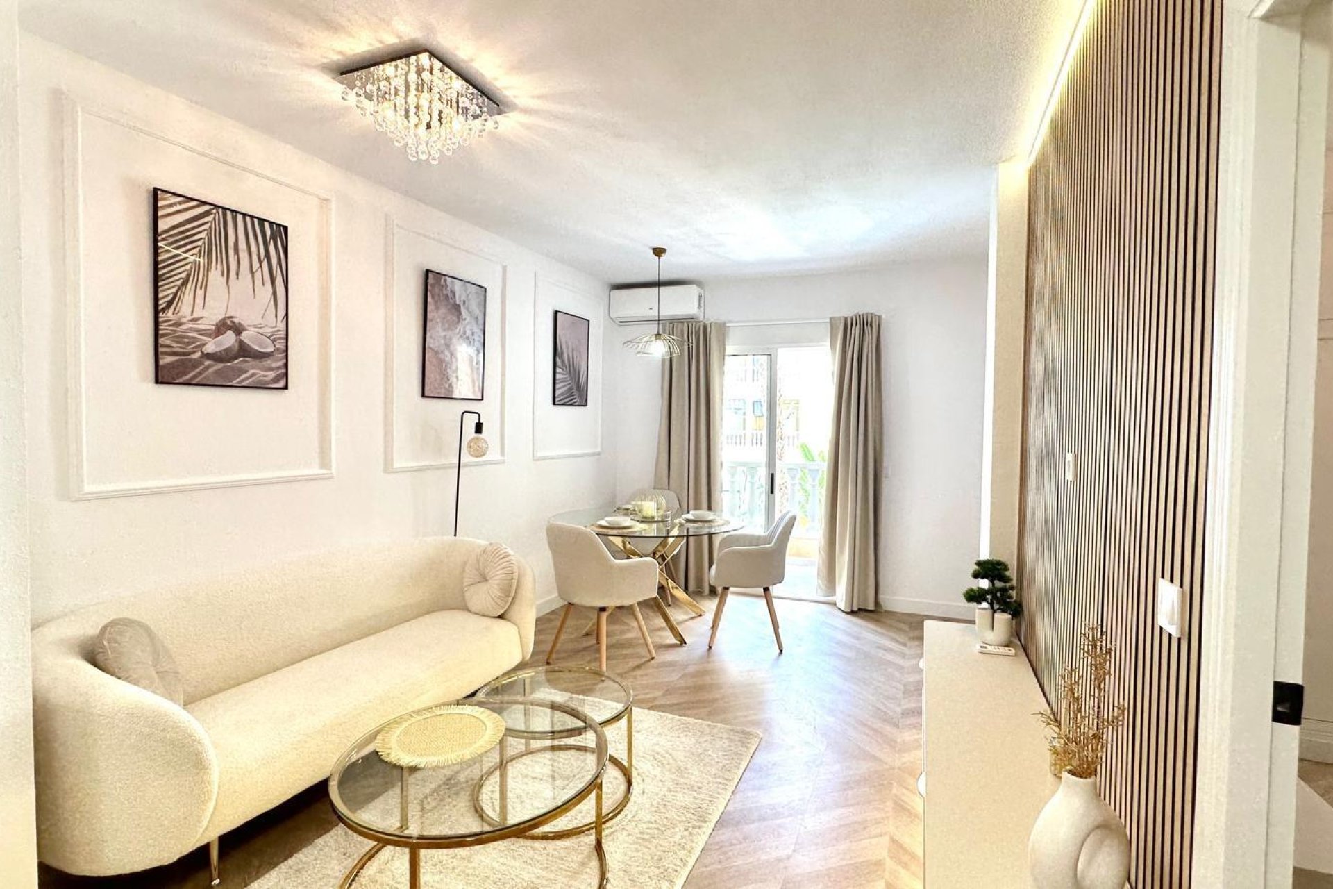 Resale - Apartment - Torrevieja - Centro