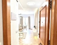 Resale - Apartment - Torrevieja - Centro