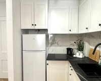 Resale - Apartment - Torrevieja - Centro