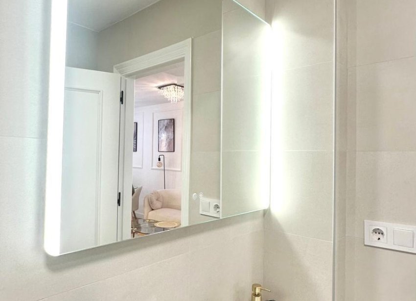 Resale - Apartment - Torrevieja - Centro