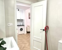 Resale - Apartment - Torrevieja - Centro