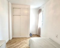 Resale - Apartment - Torrevieja - Centro