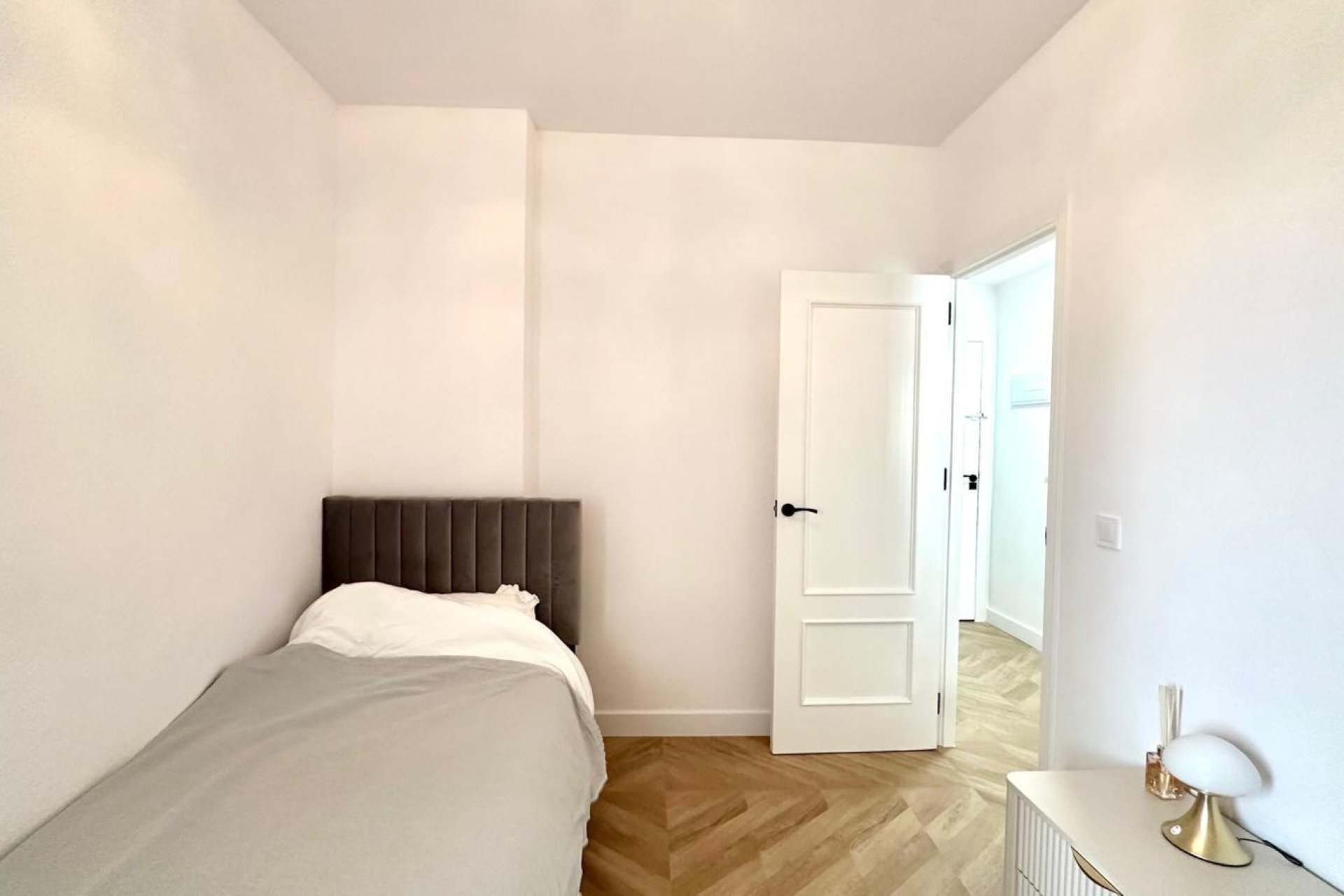 Resale - Apartment - Torrevieja - Centro