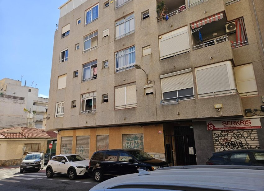 Resale - Apartment - Torrevieja - Centro