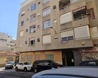Resale - Apartment - Torrevieja - Centro