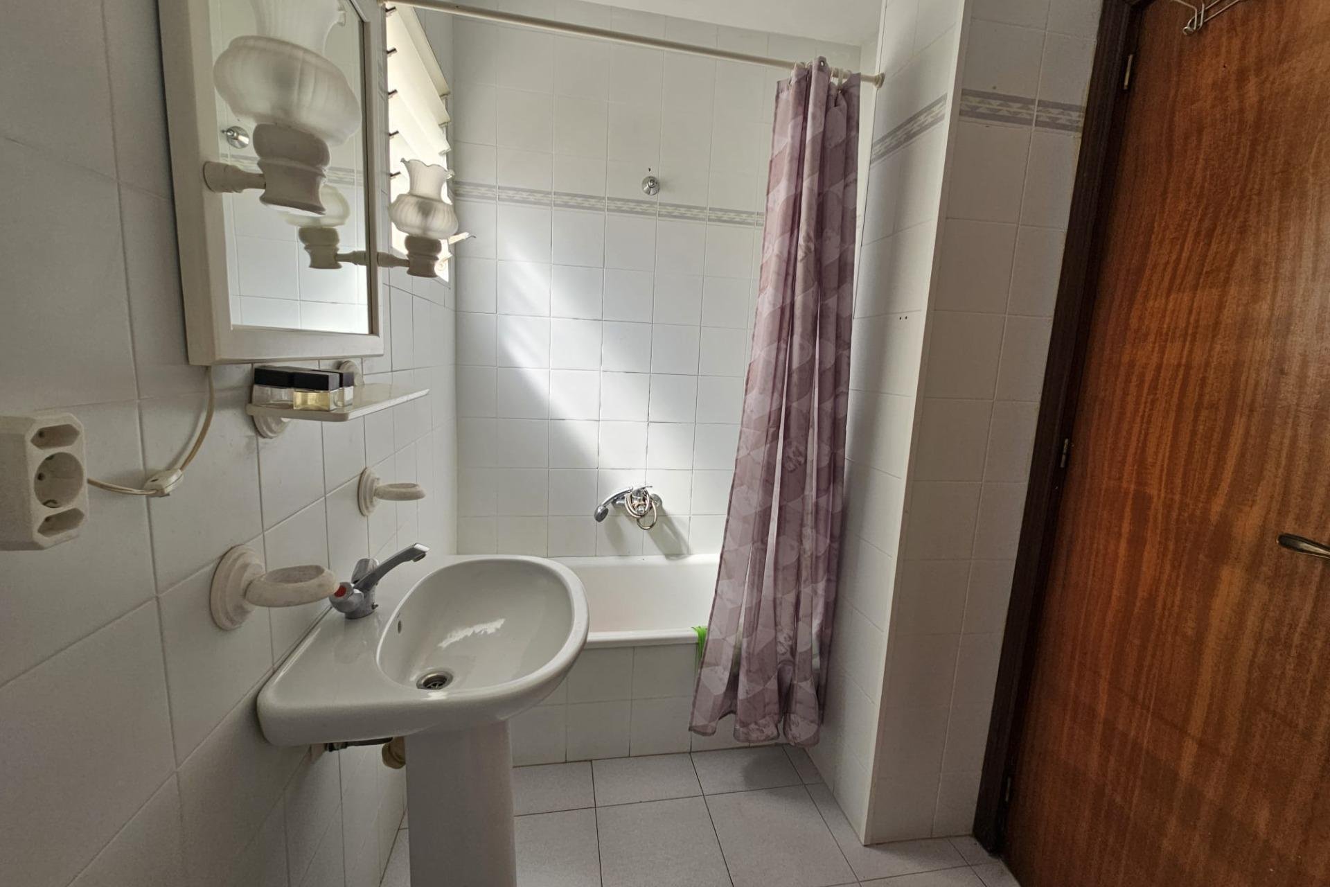 Resale - Apartment - Torrevieja - Centro