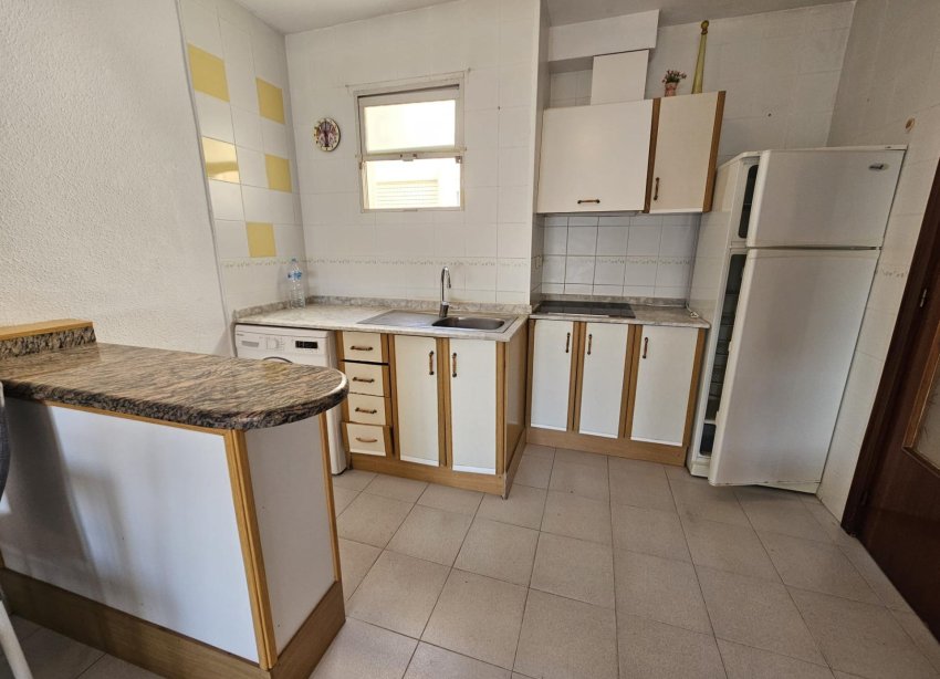 Resale - Apartment - Torrevieja - Centro