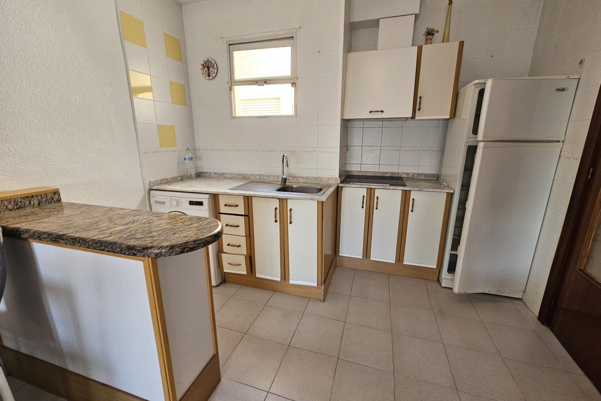 Resale - Apartment - Torrevieja - Centro