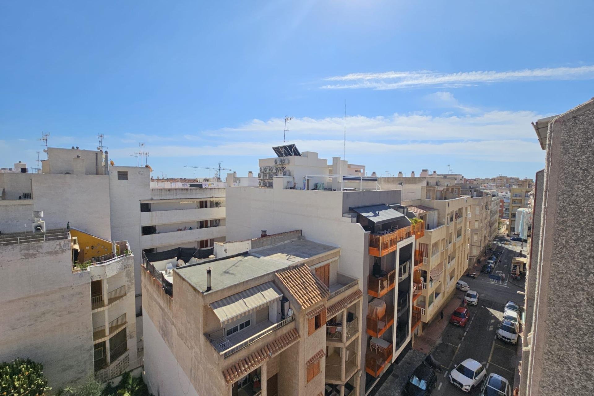 Resale - Apartment - Torrevieja - Centro