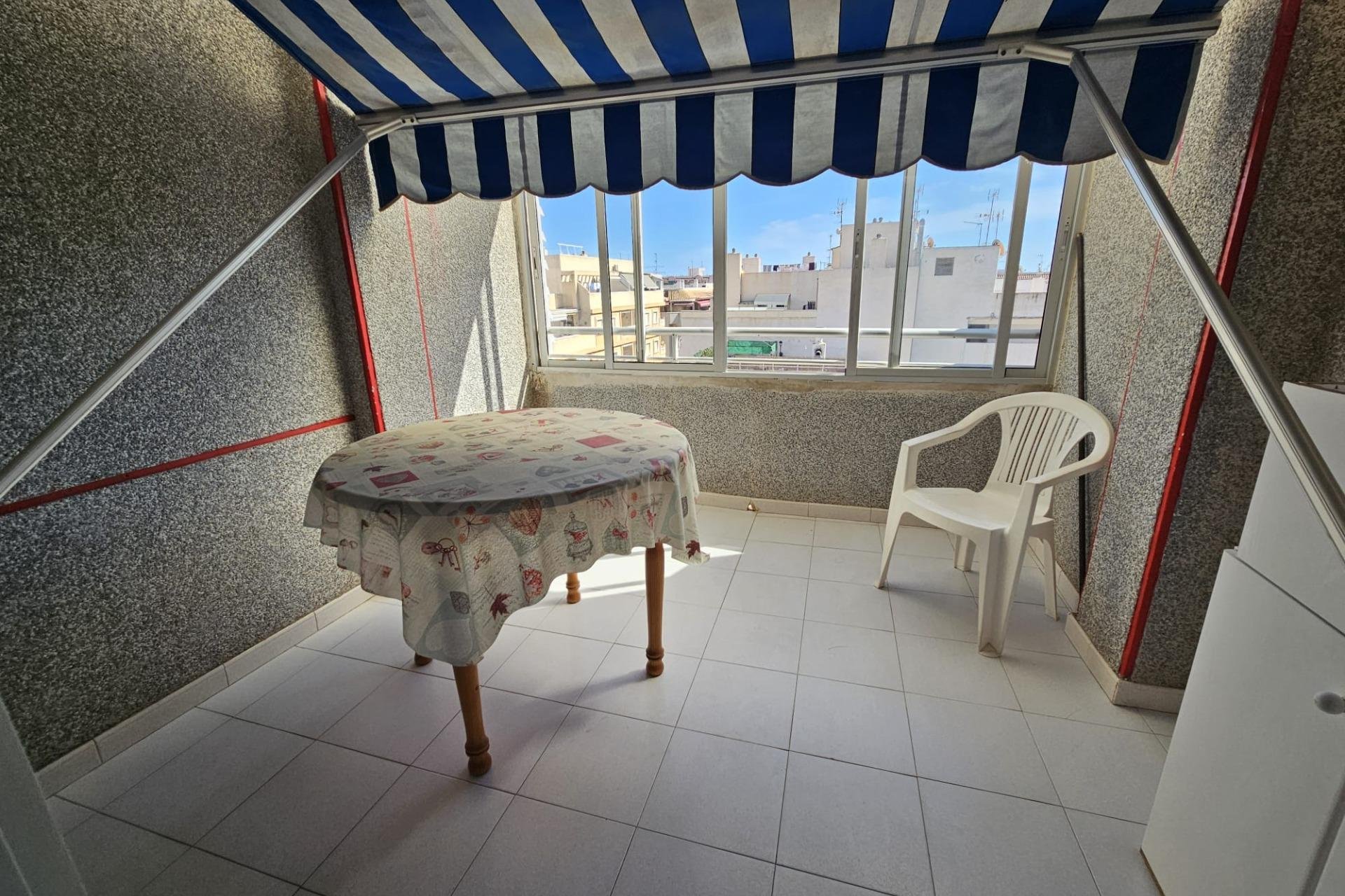 Resale - Apartment - Torrevieja - Centro
