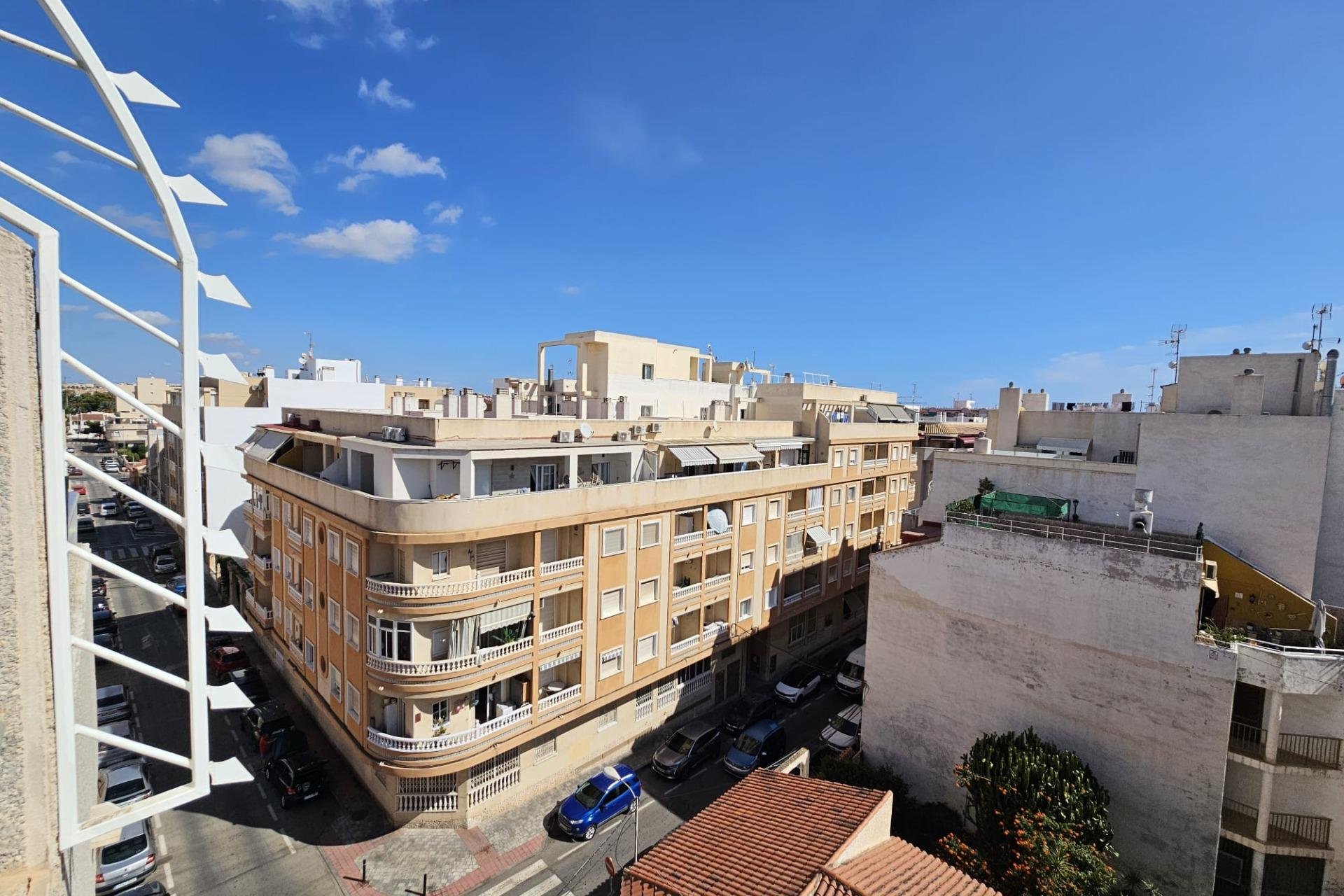 Resale - Apartment - Torrevieja - Centro