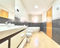 Resale - Apartment - Torrevieja - Centro
