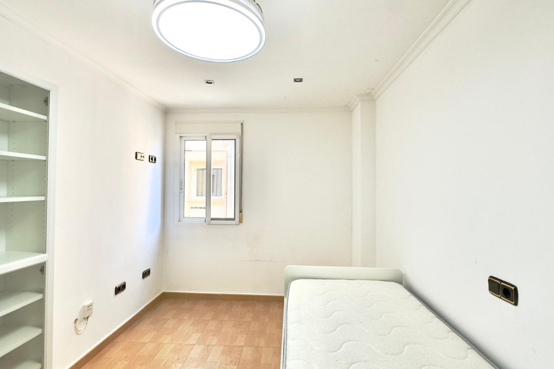 Resale - Apartment - Torrevieja - Centro