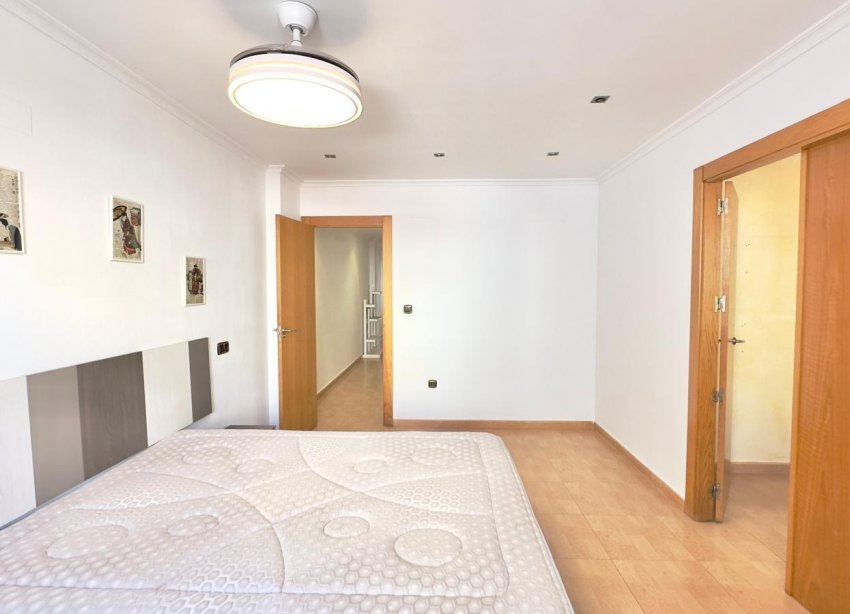 Resale - Apartment - Torrevieja - Centro
