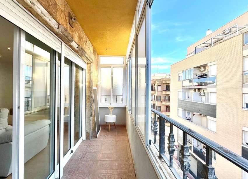 Resale - Apartment - Torrevieja - Centro