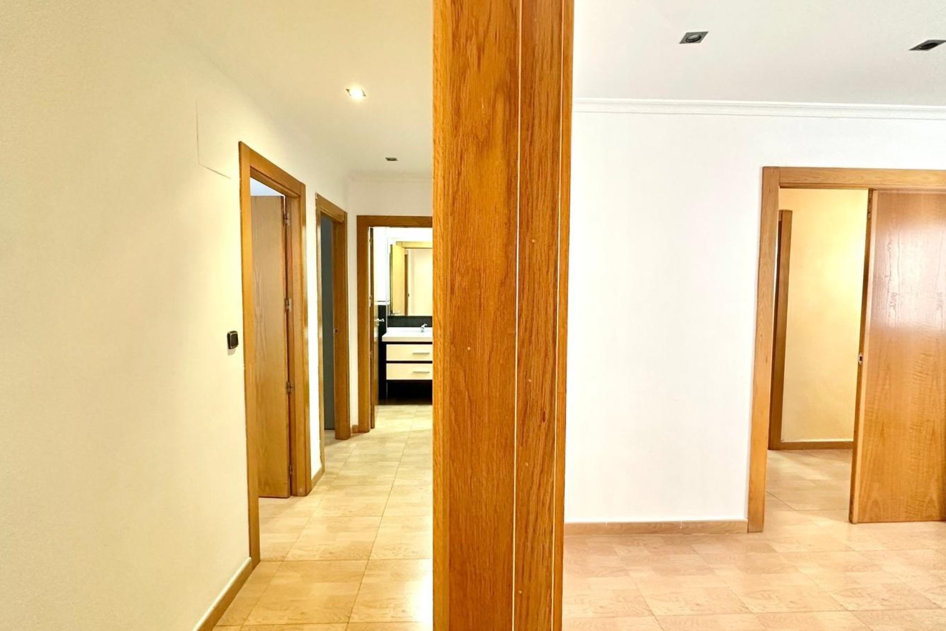 Resale - Apartment - Torrevieja - Centro