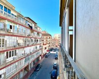 Resale - Apartment - Torrevieja - Centro