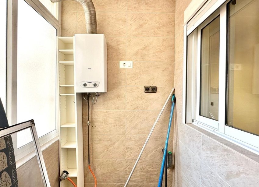 Resale - Apartment - Torrevieja - Centro