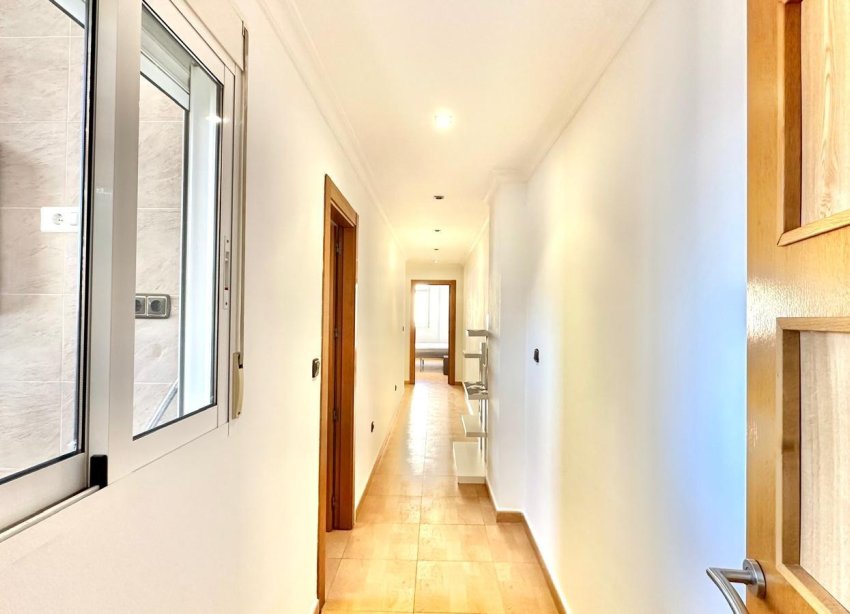 Resale - Apartment - Torrevieja - Centro