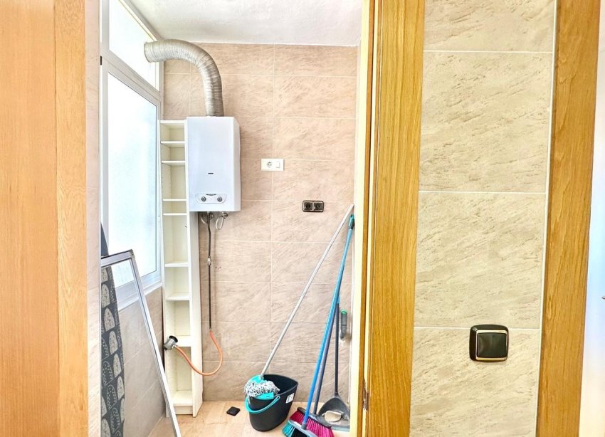 Resale - Apartment - Torrevieja - Centro