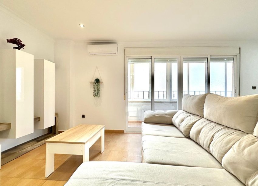 Resale - Apartment - Torrevieja - Centro