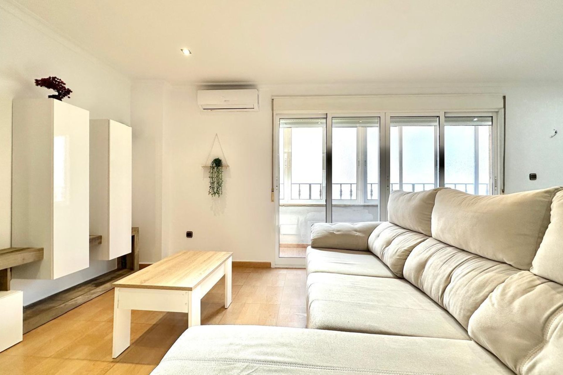Resale - Apartment - Torrevieja - Centro