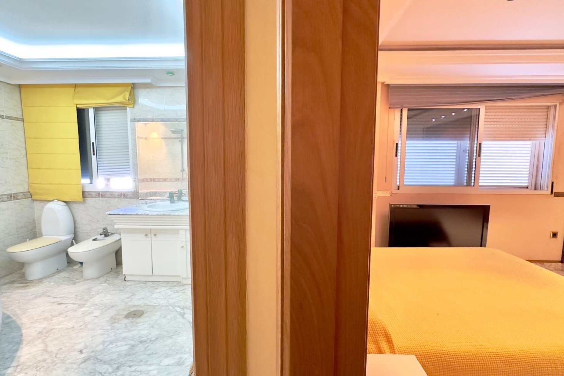 Resale - Apartment - Torrevieja - Centro