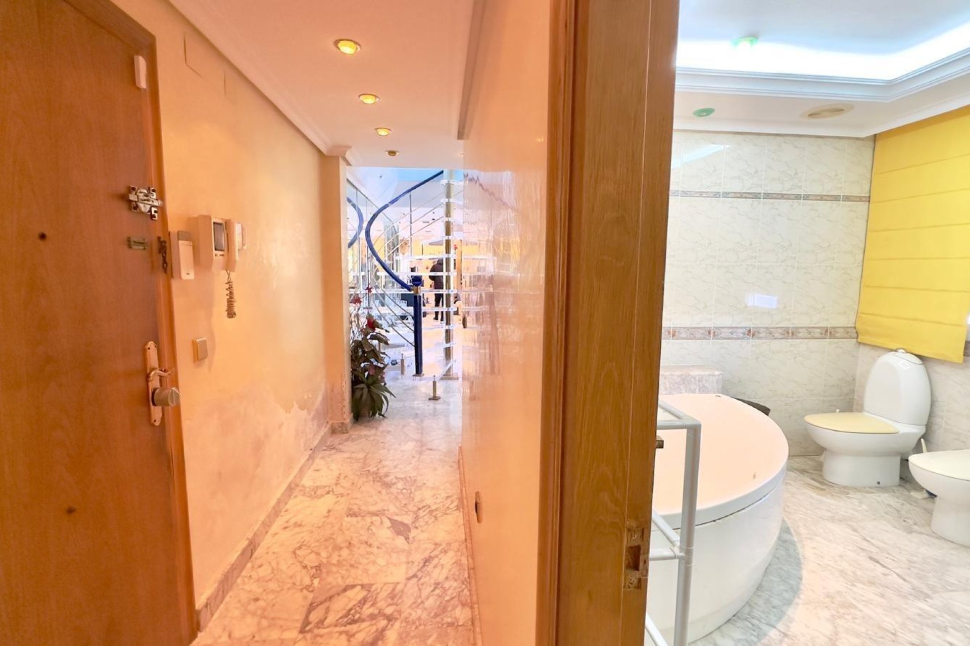 Resale - Apartment - Torrevieja - Centro