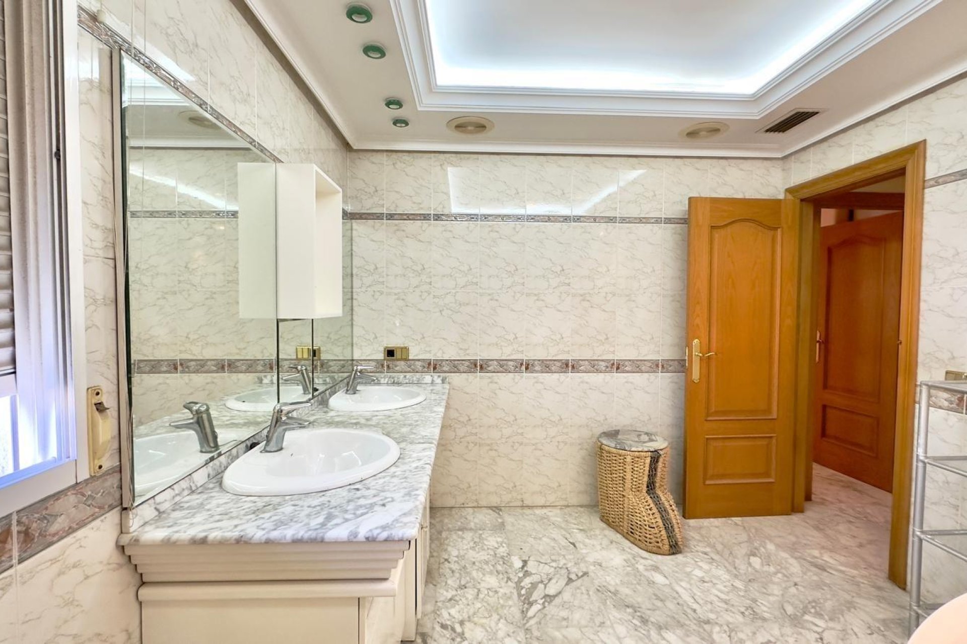 Resale - Apartment - Torrevieja - Centro