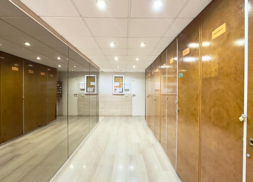Resale - Apartment - Torrevieja - Centro