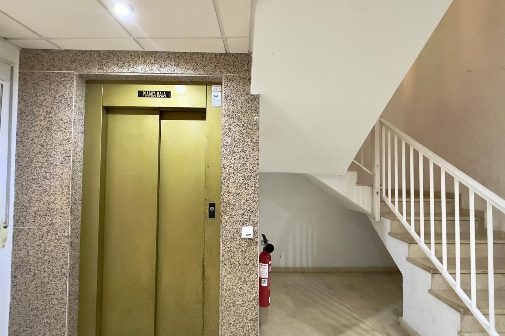 Resale - Apartment - Torrevieja - Centro