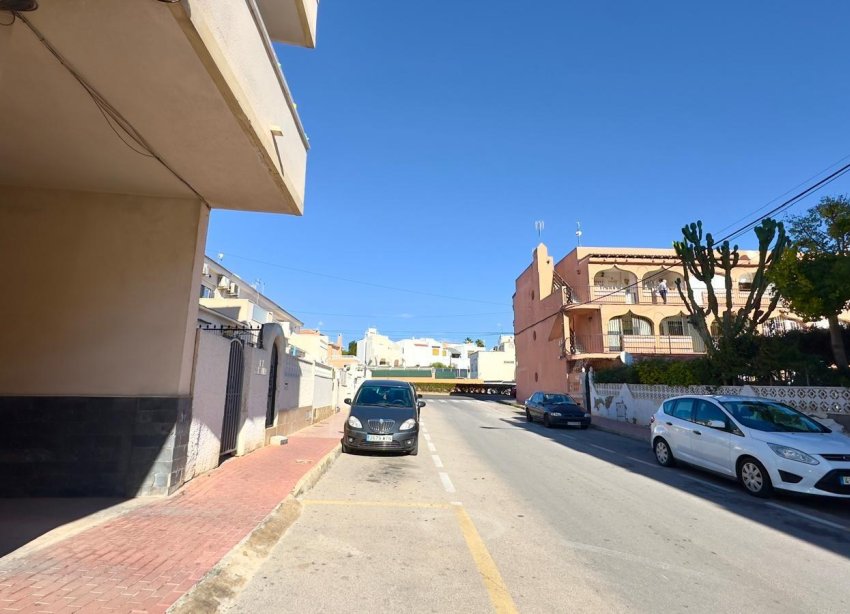 Resale - Apartment - Torrevieja - Centro