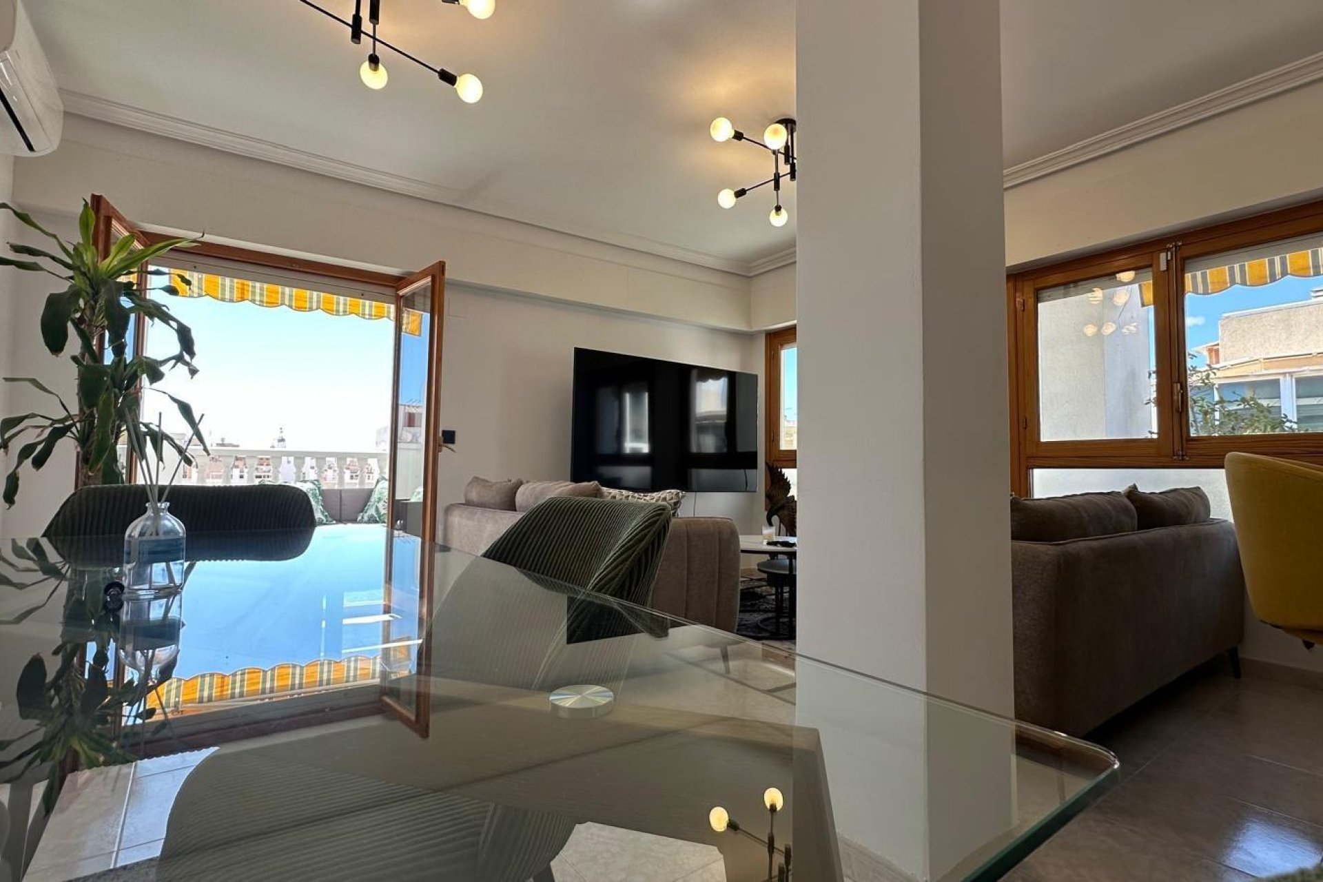 Resale - Apartment - Torrevieja - Centro