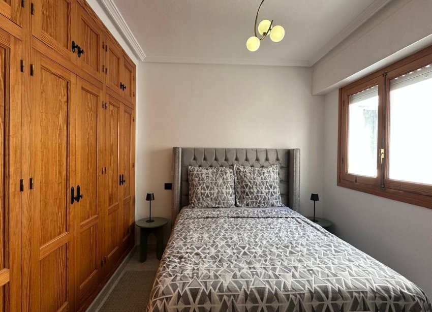 Resale - Apartment - Torrevieja - Centro