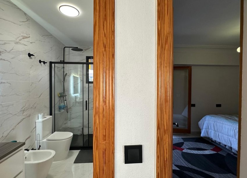 Resale - Apartment - Torrevieja - Centro