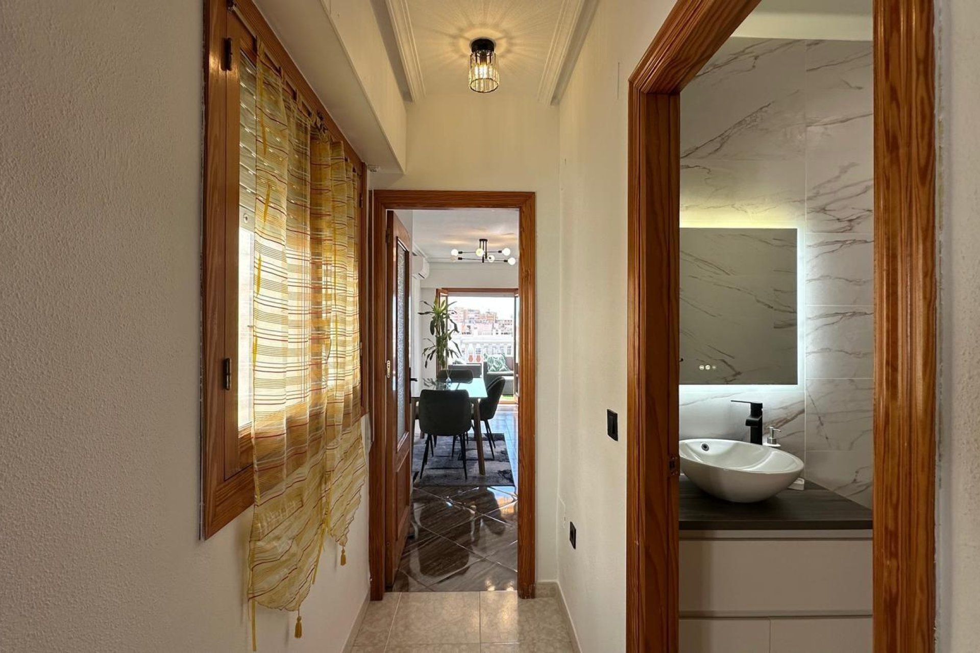 Resale - Apartment - Torrevieja - Centro