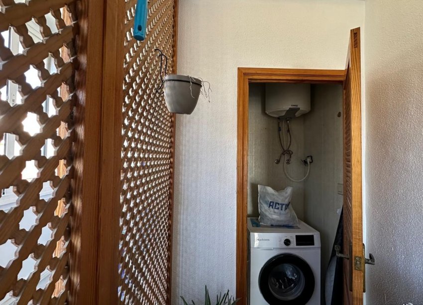 Resale - Apartment - Torrevieja - Centro