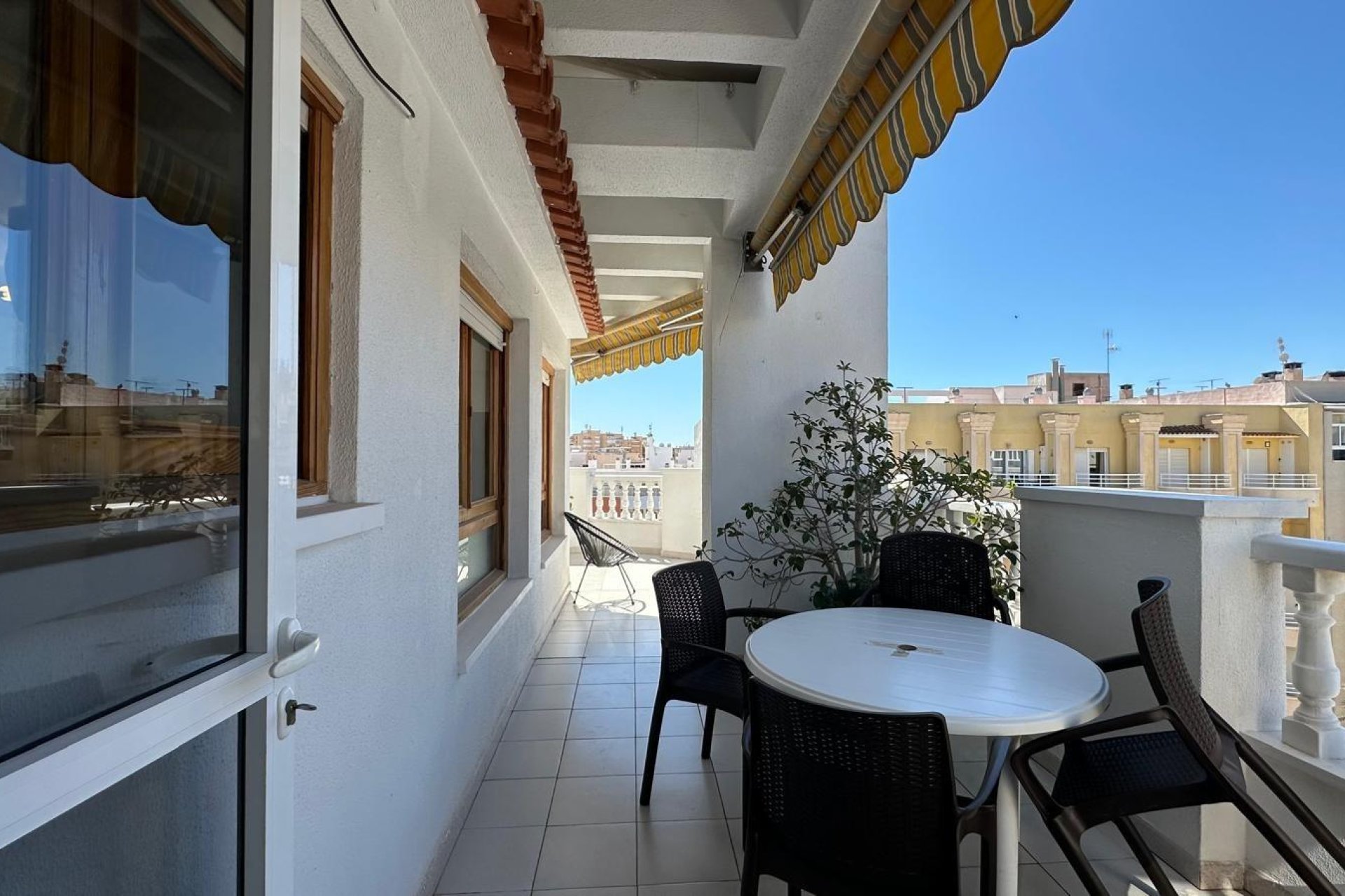 Resale - Apartment - Torrevieja - Centro