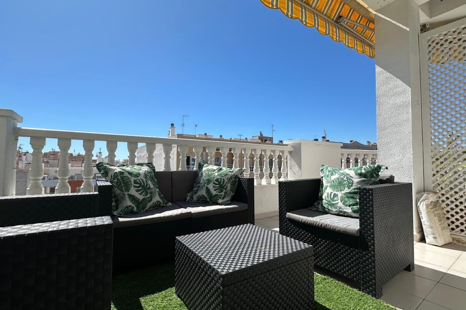 Resale - Apartment - Torrevieja - Centro