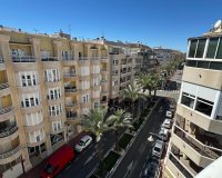 Resale - Apartment - Torrevieja - Centro