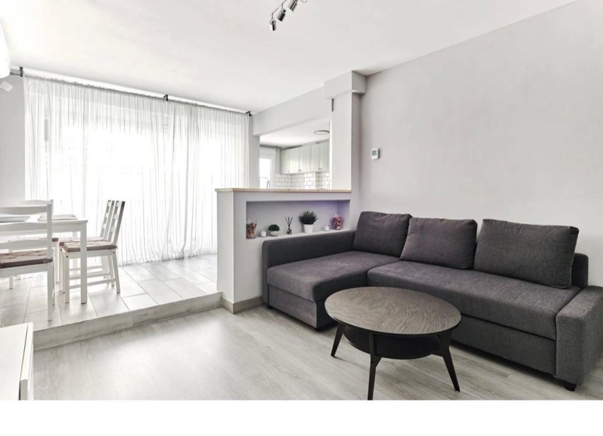 Resale - Apartment - Torrevieja - Centro