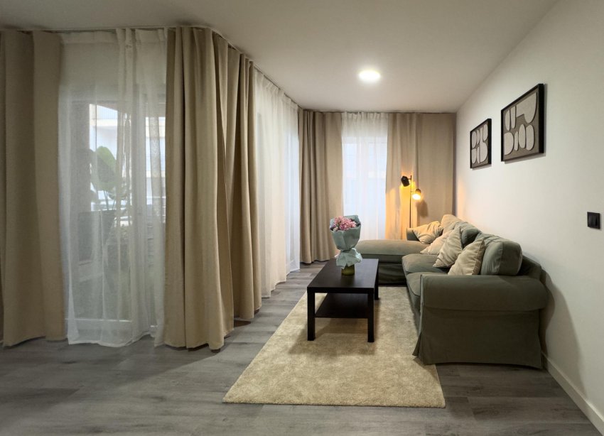 Resale - Apartment - Torrevieja - Centro