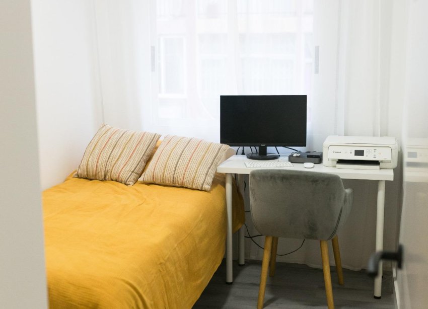 Resale - Apartment - Torrevieja - Centro
