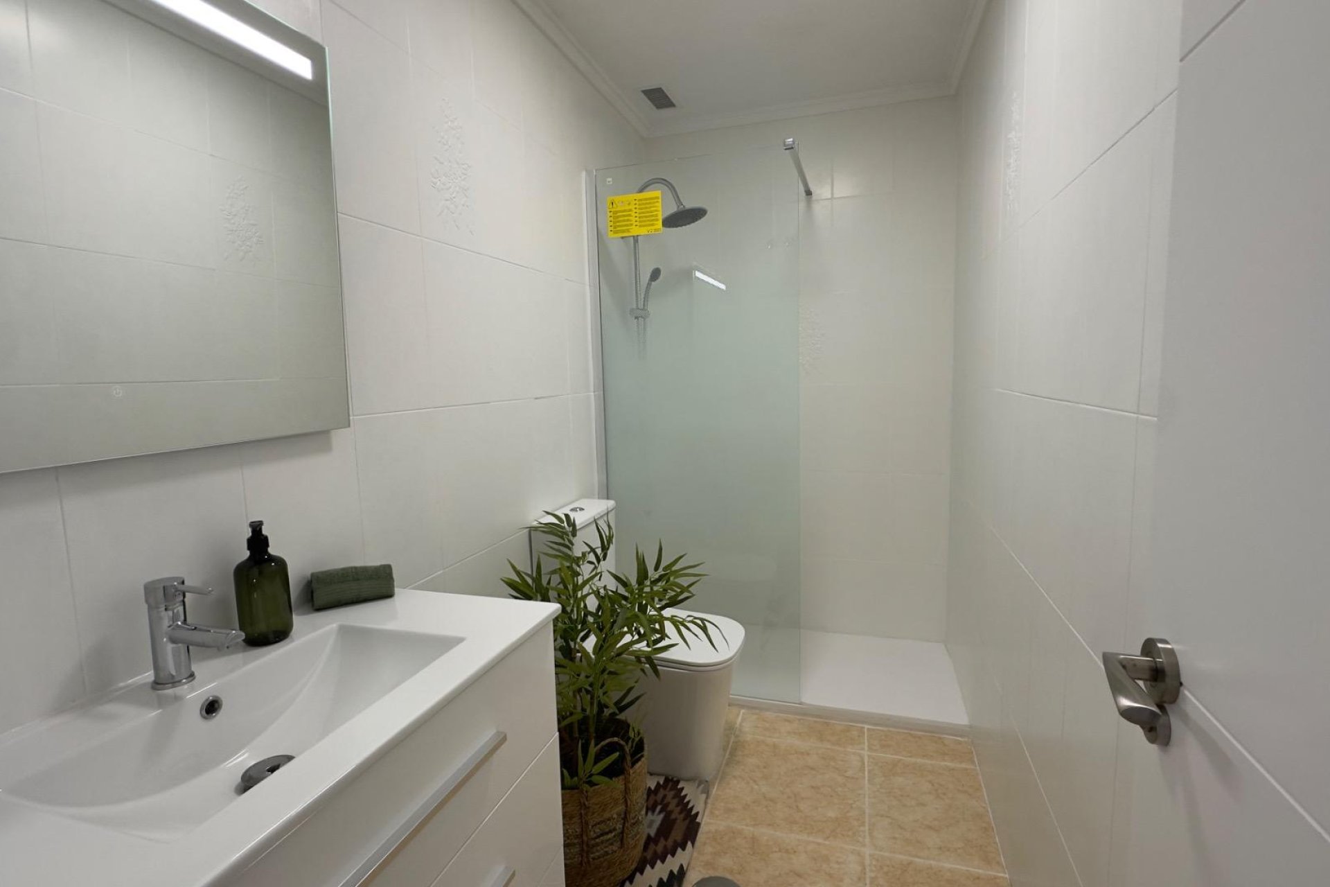Resale - Apartment - Torrevieja - Centro