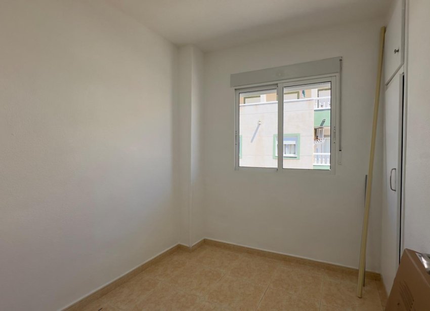 Resale - Apartment - Torrevieja - Centro