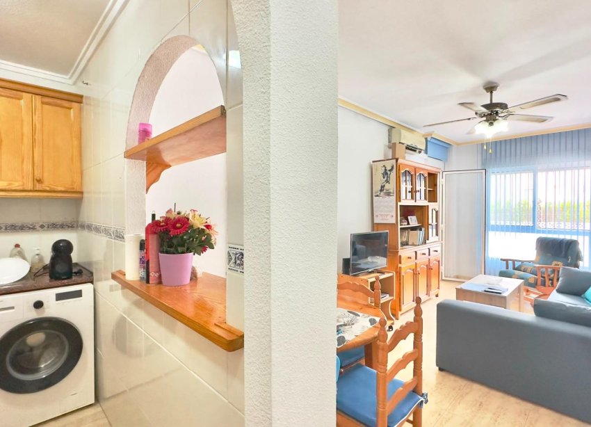 Resale - Apartment - Torrevieja - Centro