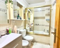 Resale - Apartment - Torrevieja - Centro